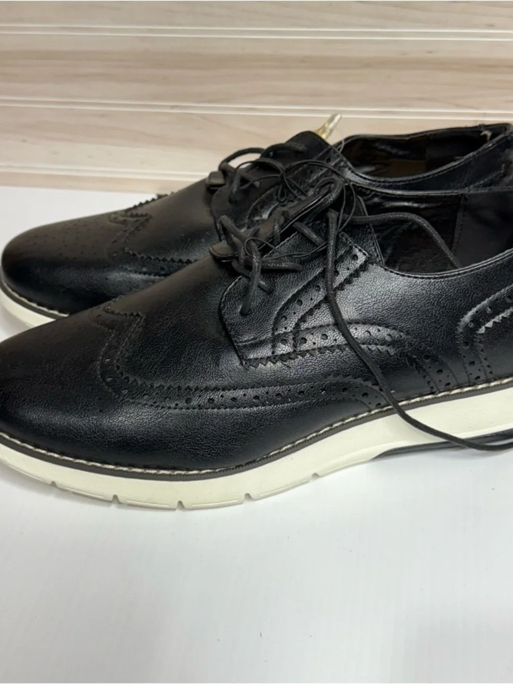 Nautica Black Leather Men's Lace-Up Shoe with Tan Insole - Picture 4 of 4